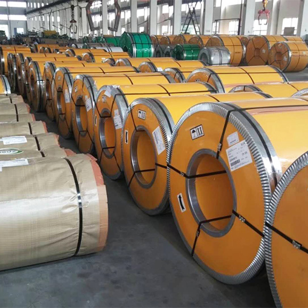 SUS304-hot-rolled-stainless-steel-coil-(1)